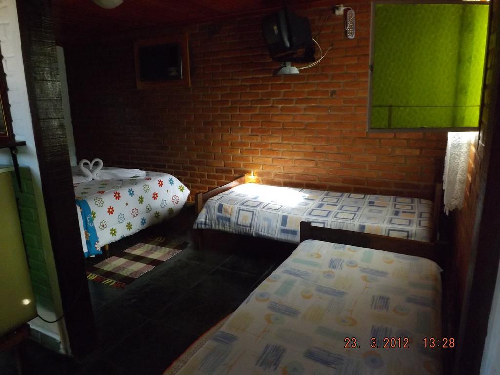 Pousada Quintal Das Pedras Penedo  Habitación foto
