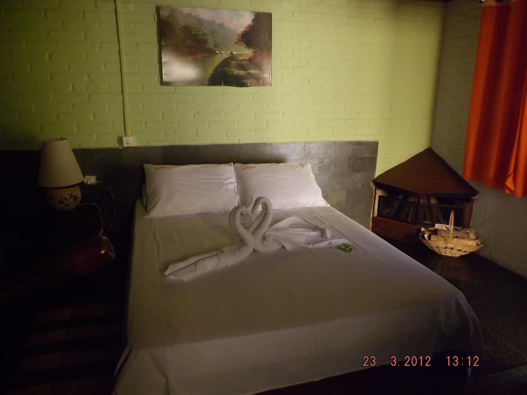 Pousada Quintal Das Pedras Penedo  Habitación foto